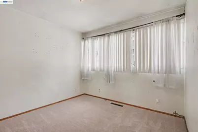 24732 Woodacre Ave, Hayward, CA 94544 - Photo 15