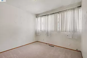 24732 Woodacre Ave, Hayward, CA 94544 - Photo 15