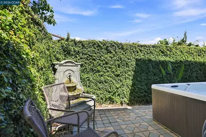 51 Terrace Dr, Concord, CA 94518 - Photo 29