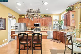 51 Terrace Dr, Concord, CA 94518 - Photo 13