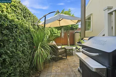 51 Terrace Dr, Concord, CA 94518 - Photo 31