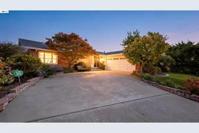 29940 Vanderbilt St, Hayward, CA 94544 - Photo 1