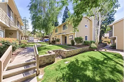 709 Center Ave, Martinez, CA 94553 - Photo 33