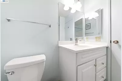 709 Center Ave, Martinez, CA 94553 - Photo 27
