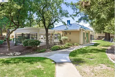 709 Center Ave, Martinez, CA 94553 - Photo 35