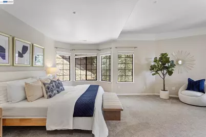 7081 Elverton Dr, Oakland, CA 94611 - Photo 79