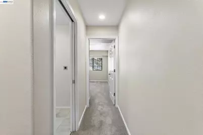 7081 Elverton Dr, Oakland, CA 94611 - Photo 57