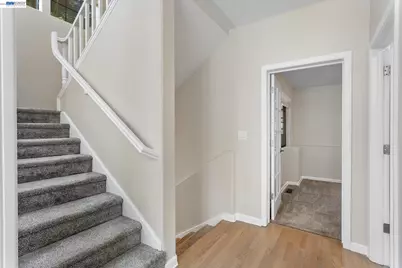 7081 Elverton Dr, Oakland, CA 94611 - Photo 49