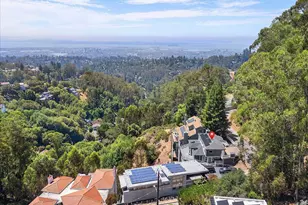 7081 Elverton Dr, Oakland, CA 94611 - Photo 93