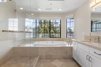 7081 Elverton Dr, Oakland, CA 94611 - Photo 73