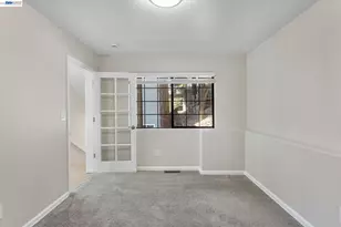 7081 Elverton Dr, Oakland, CA 94611 - Photo 51
