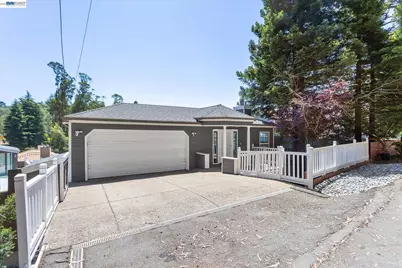 7081 Elverton Dr, Oakland, CA 94611 - Photo 3