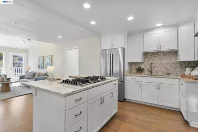 7081 Elverton Dr, Oakland, CA 94611 - Photo 31
