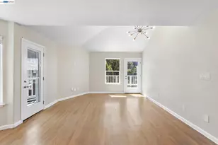 7081 Elverton Dr, Oakland, CA 94611 - Photo 29