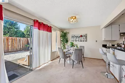 27773 Pistachio Ct, Hayward, CA 94544 - Photo 15