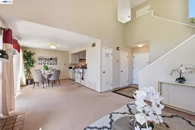 27773 Pistachio Ct, Hayward, CA 94544 - Photo 9