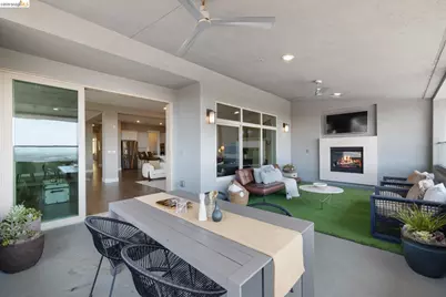 6713 Skyview Dr., Oakland, CA 94605 - Photo 11