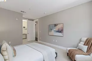 6713 Skyview Dr, Oakland, CA 94605 - Photo 45