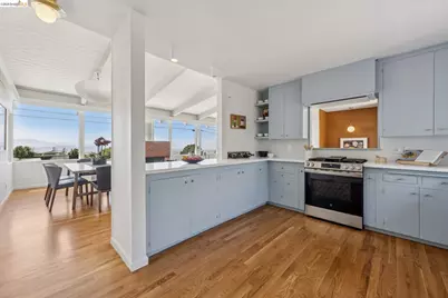 2740 Arlington Blvd, El Cerrito, CA 94530 - Photo 31