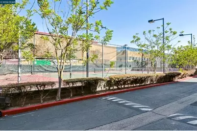 2121 Vale Rd #15, San Pablo, CA 94806 - Photo 19