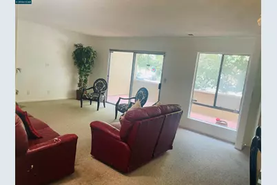 2121 Vale Rd #15, San Pablo, CA 94806 - Photo 5