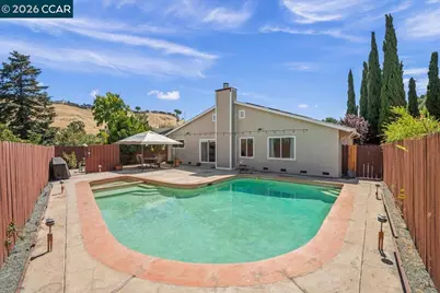 118 Cottonwood Ct, Hercules, CA 94547 - Photo 25