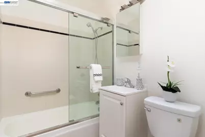 21743 Princeton St. #8, Hayward, CA 94541 - Photo 27