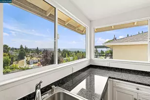 18490 Carlwyn Dr, Castro Valley, CA 94546 - Photo 15