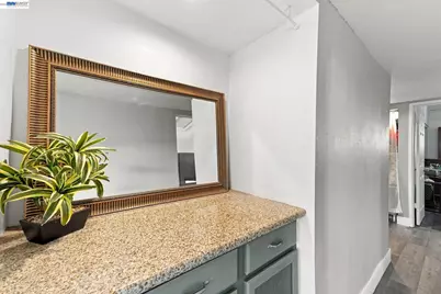5621 27th Ave, Sacramento, CA 95820 - Photo 29