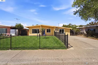 5621 27th Ave, Sacramento, CA 95820 - Photo 3