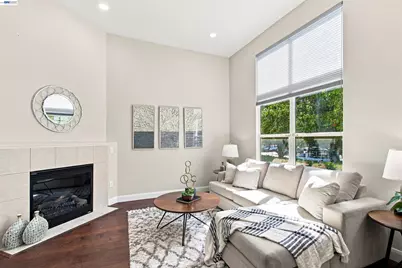 37 Esfahan Dr, San Jose, CA 95111 - Photo 5