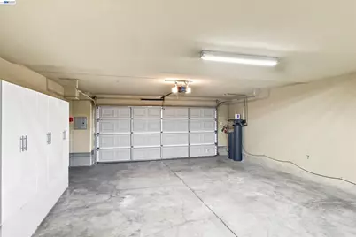 37 Esfahan Dr, San Jose, CA 95111 - Photo 39