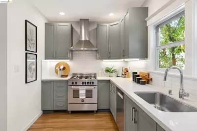 4811 Webster St, Oakland, CA 94609 - Photo 19
