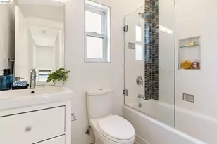 4811 Webster St, Oakland, CA 94609 - Photo 29