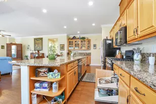609 Twin Lakes Ln, Rio Vista, CA 94571 - Photo 11
