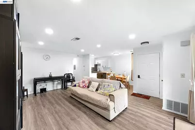 162 Shaniko Cmn #66, Fremont, CA 94539 - Photo 5