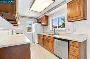 2254 Center Ave, Martinez, CA 94553 - Photo 37