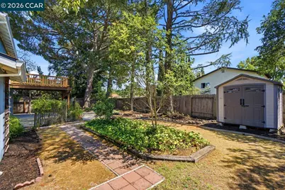 2254 Center Ave, Martinez, CA 94553 - Photo 63