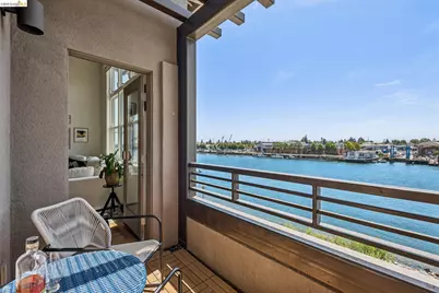 2861 Regatta Dr, Oakland, CA 94601 - Photo 9
