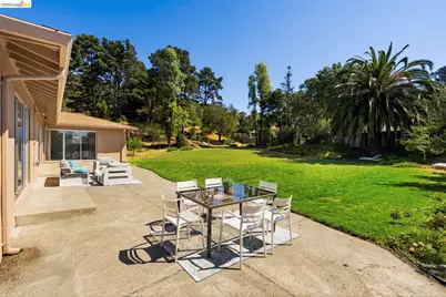 12 Teakwood Ct, San Rafael, CA 94901 - Photo 47