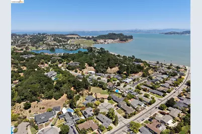 12 Teakwood Ct, San Rafael, CA 94901 - Photo 53