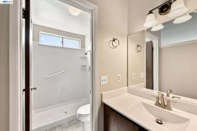 2467 Hibiscus Dr, Hayward, CA 94545 - Photo 25