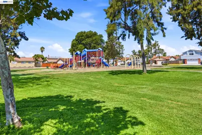 2467 Hibiscus Dr, Hayward, CA 94545 - Photo 41