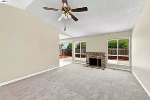 2467 Hibiscus Dr, Hayward, CA 94545 - Photo 9