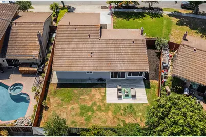 33457 Caliban Dr, Fremont, CA 94555 - Photo 31