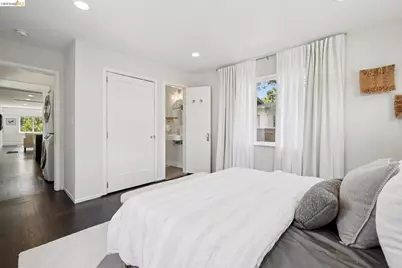 1409 66th St, Berkeley, CA 94702 - Photo 19