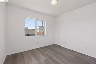 2562 60th Ave, Oakland, CA 94605 - Photo 17