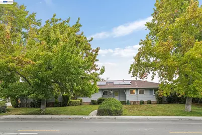 1804 Sereno Dr, Vallejo, CA 94589 - Photo 1