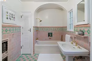 330 Wildwood Ave, Piedmont, CA 94611 - Photo 19