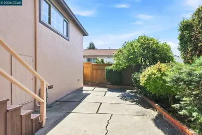 13933 Velarde Dr, San Leandro, CA 94578 - Photo 23